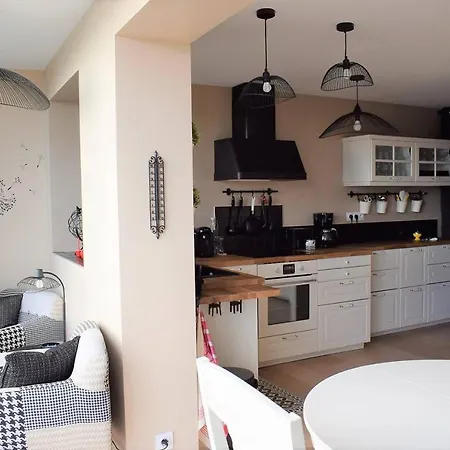 Entierement Renove Avec Superbe Vue Sur La Baie Sainte-anne A - Ref 96 * 트레가스텔